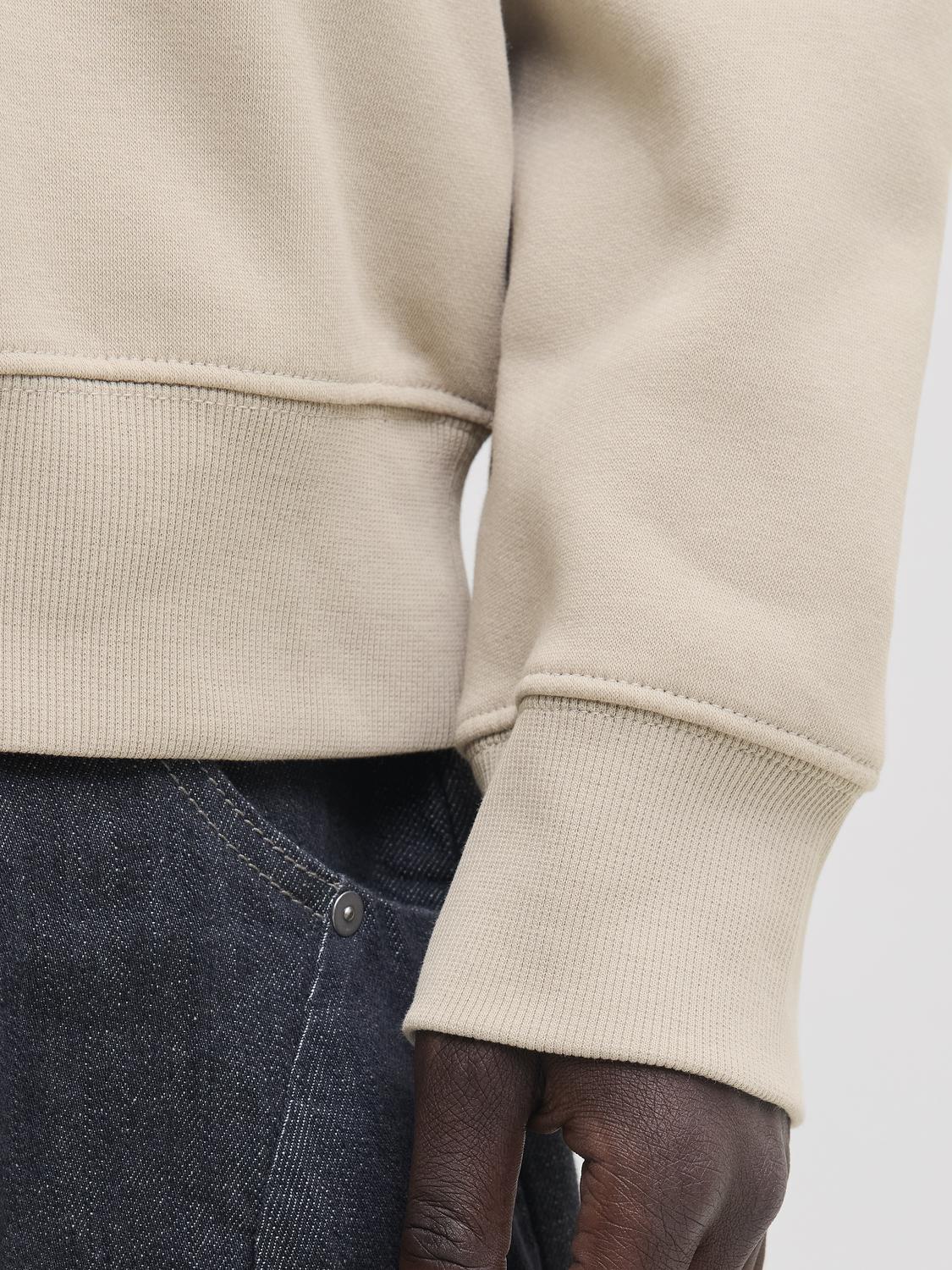 model_shot-detail
